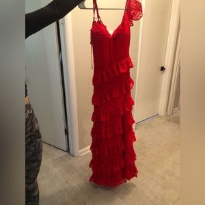 A line Red Lace long Prom Dress